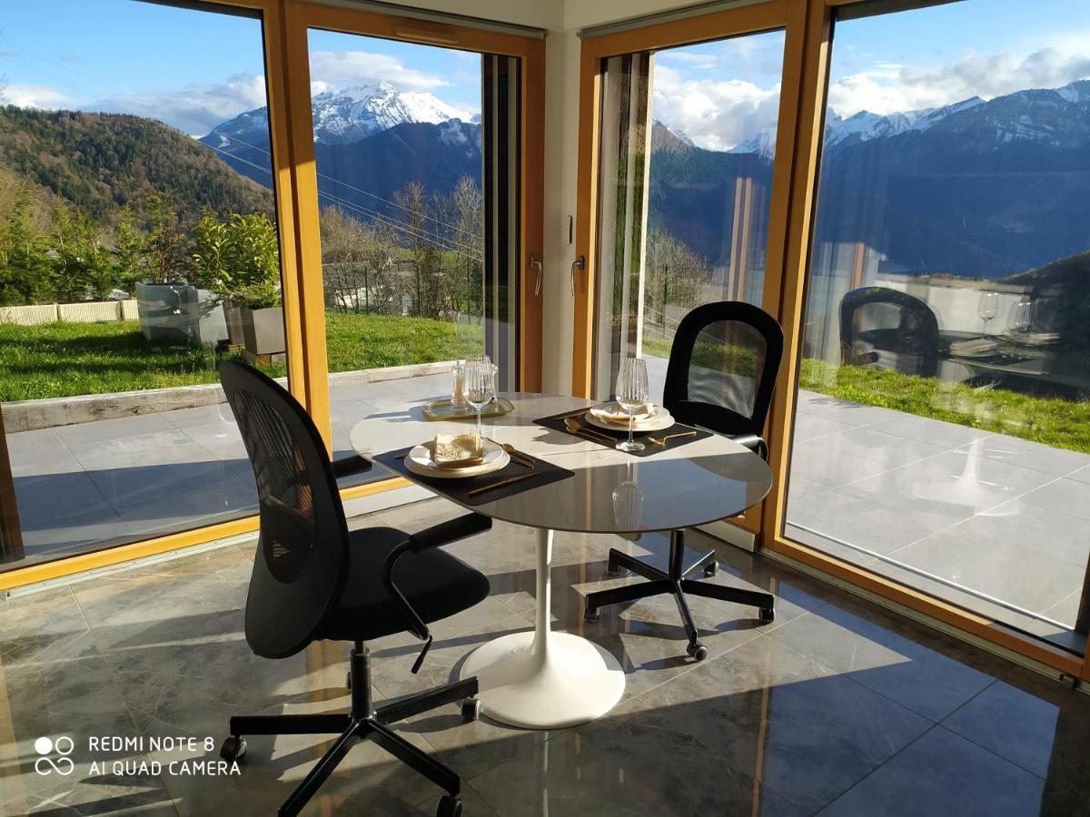 In The Heart Of Nature With An Unique View Plan Montmin Extérieur photo